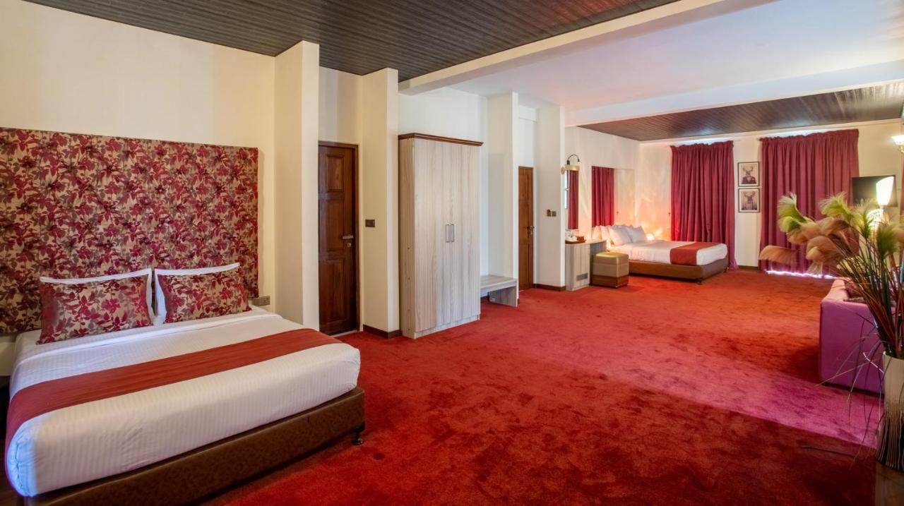 Hotel The Wind Castle Nuwara Eliya Exterior foto